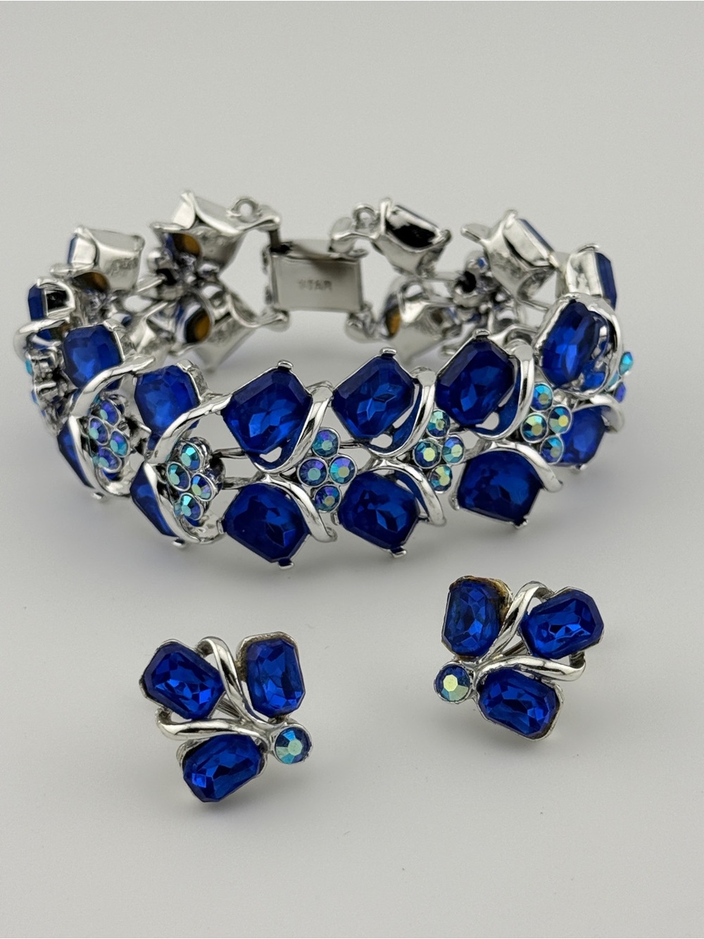 Vintage Signed STAR Royal Blue Rhinestone Bracelet Silver Tone